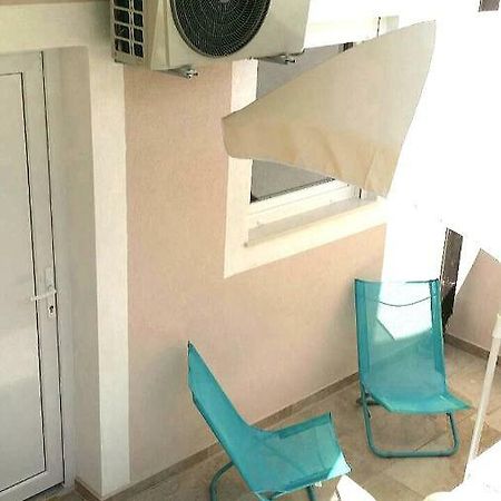 Twins Apartment พูลา ภายนอก รูปภาพ